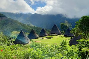 eksplor-nusa-tenggara-timur-destinasi-unik-yang-bikin-kamu-lupa-bali
