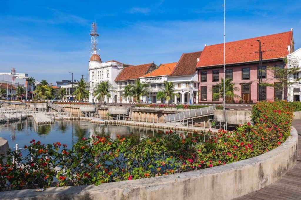 menjelajah-pesona-tersembunyi-jakarta-di-balik-hiruk-pikuk