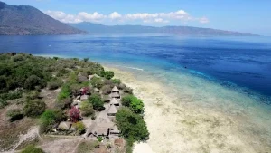 surga-tersembunyi-di-indonesia-5-tempat-yang-belum-banyak-diketahui-wisatawan