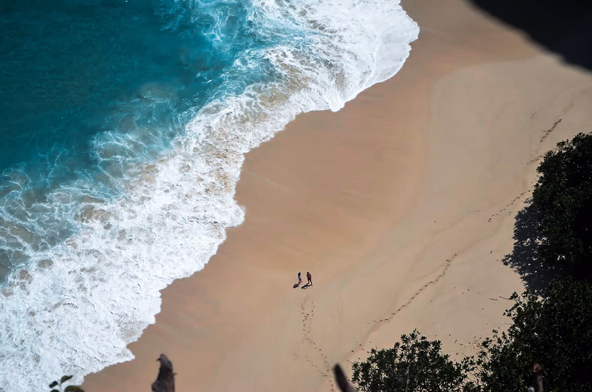 surga-tersembunyi-di-indonesia-5-tempat-yang-belum-banyak-diketahui-wisatawan