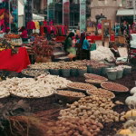 pasar-tradisional-dunia-surga-belanja-dan-cicip-makanan-lokal