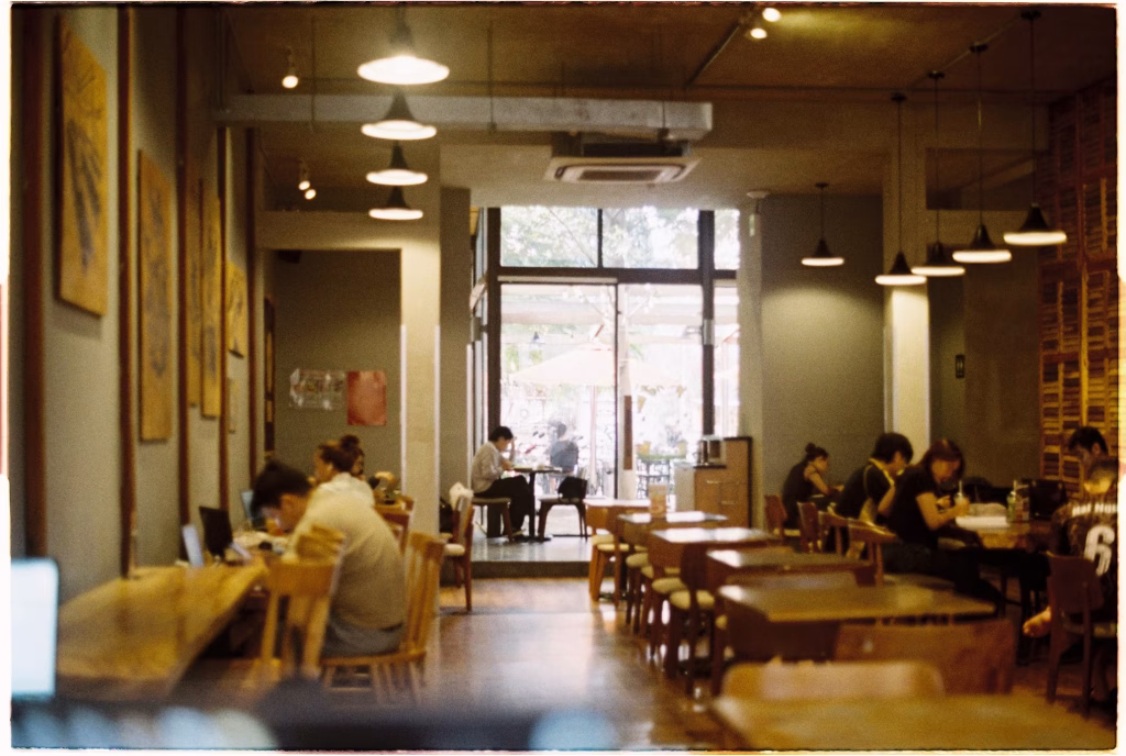 Ngopi dengan Pemandangan: 7 Cafe Instagramable di Vietnam yang Bikin Betah