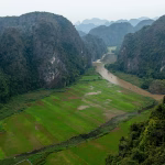 melintasi-alam-vietnam-dari-teluk-halong-ke-gunung-fansipan