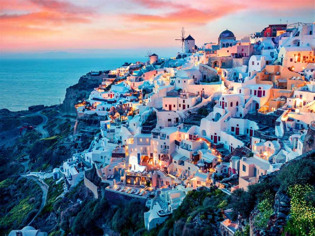 penyusuri-keindahan-santorini-pulau-romantis-di-laut-aegea