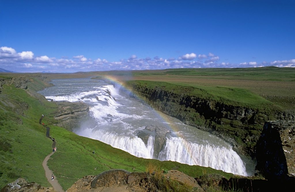 air-terjun-gullfoss-keagungan-alam-yang-menggetarkan-jiwa