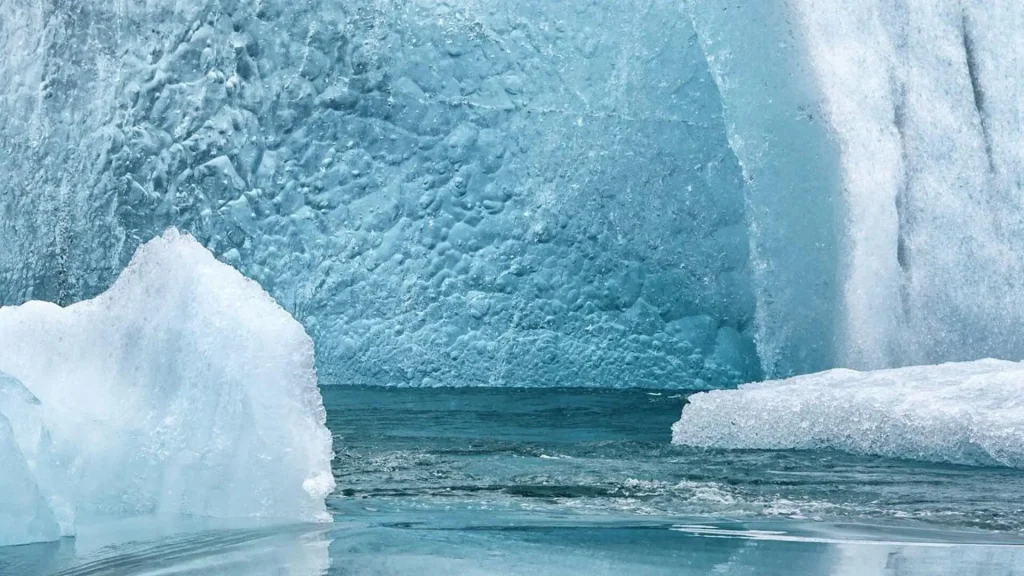 jokulsarlon-laguna-gletser-yang-menakjubkan-seperti-cermin