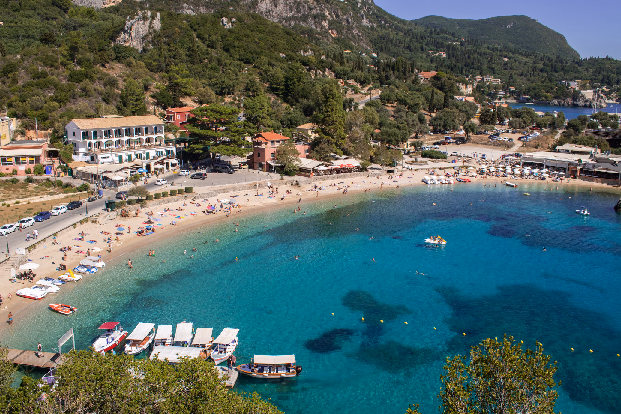 corfu-surga-hijau-di-barat-yunani