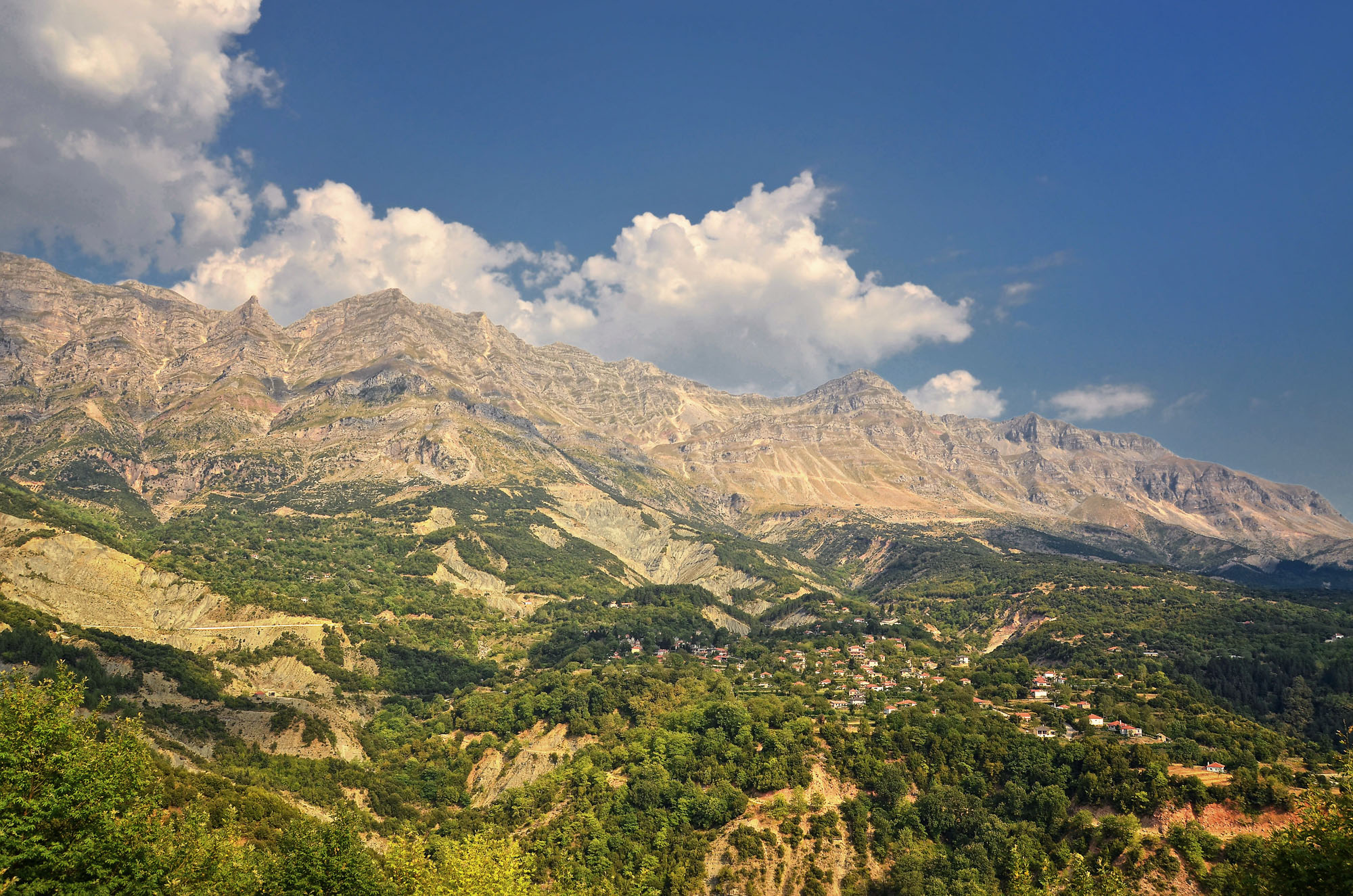 tzoumerka-pegunungan-misterius-di-epirus-yang-menanti-untuk-dijelajahi